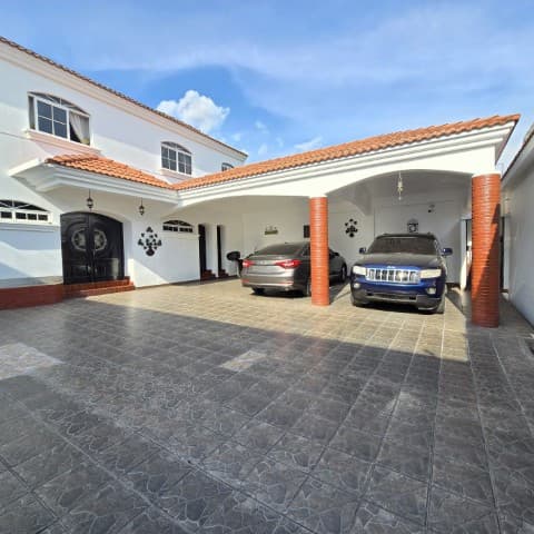 Casa en Venta San Cristóbal Vista al Valle Oriente - foto 1