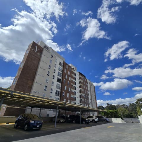 Apartamento en Alquiler Vistas de Las Charcas Zona 11 - foto 1