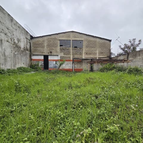 Terreno Comercial en Venta Calzada San Juan Zona 7 - foto 1