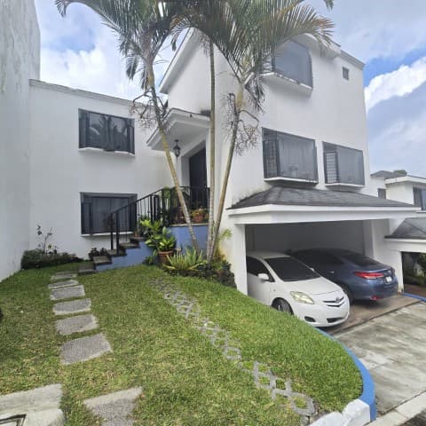 Casa en Venta en Condominio sobre Bulevar San Cristóbal - foto 1