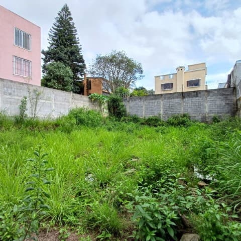 Terreno en Renta San Cristóbal, construcción iniciada - foto 1