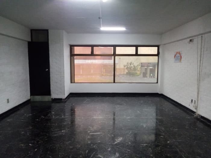 Oficina en Renta Zona 10 Edificio Rodriguez - foto 1