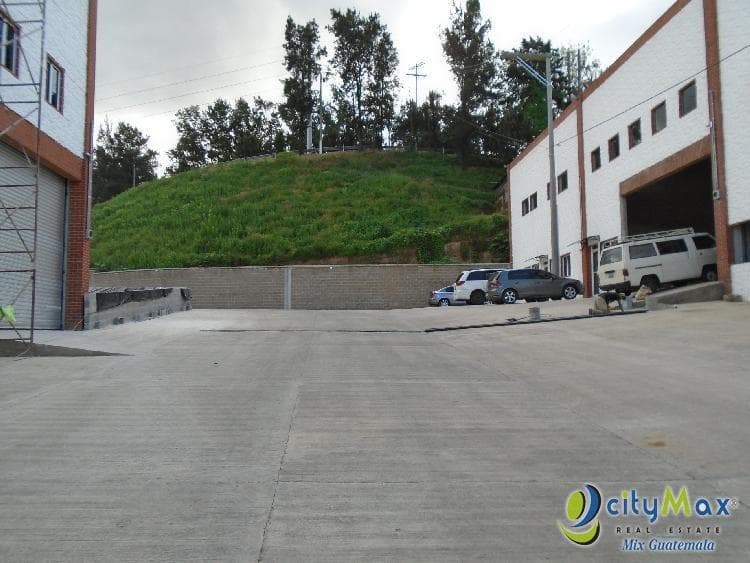 Bodega en Venta Zona 1 de MIxco - foto 1