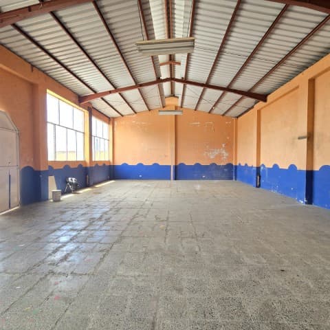 Ofi-Bodega en Venta San Cristóbal Zona 8 de Mixco - foto 1