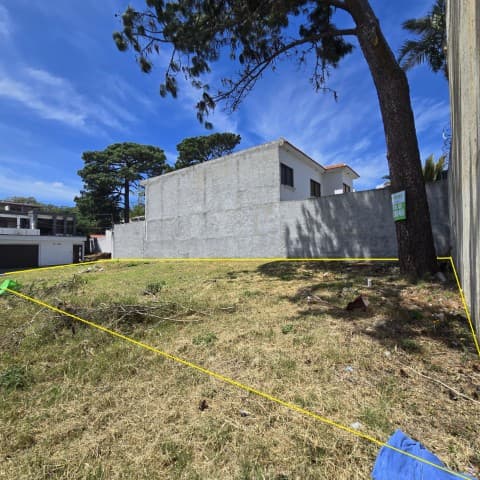 Terreno Amplio en Venta Pinares de San Cristóbal - foto 1