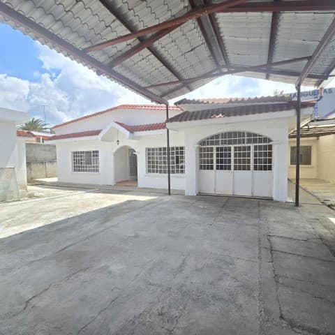 Casa en Renta para Negocio u Oficinas Zona 12 Guatemala - foto 1