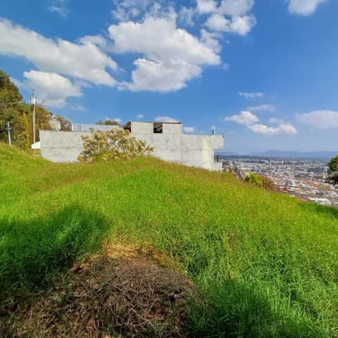 Terreno en Venta Lomas del Bosque Zona 11 de Mixco - foto 1