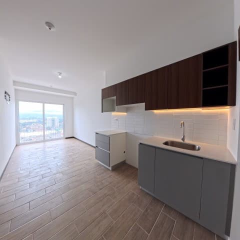 Apartamento en Renta Zona 7 Calzada Roosevelt, Ciudad - foto 1