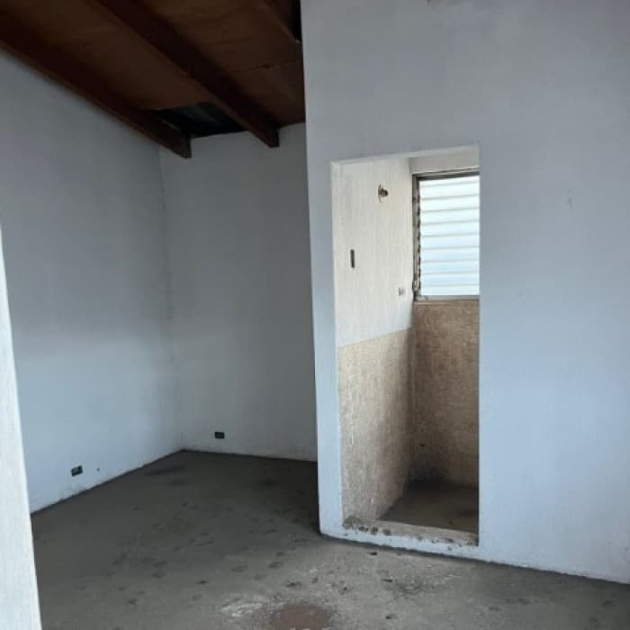Casa para Uso Comercial en San Juan Sacatepéquez - foto 4
