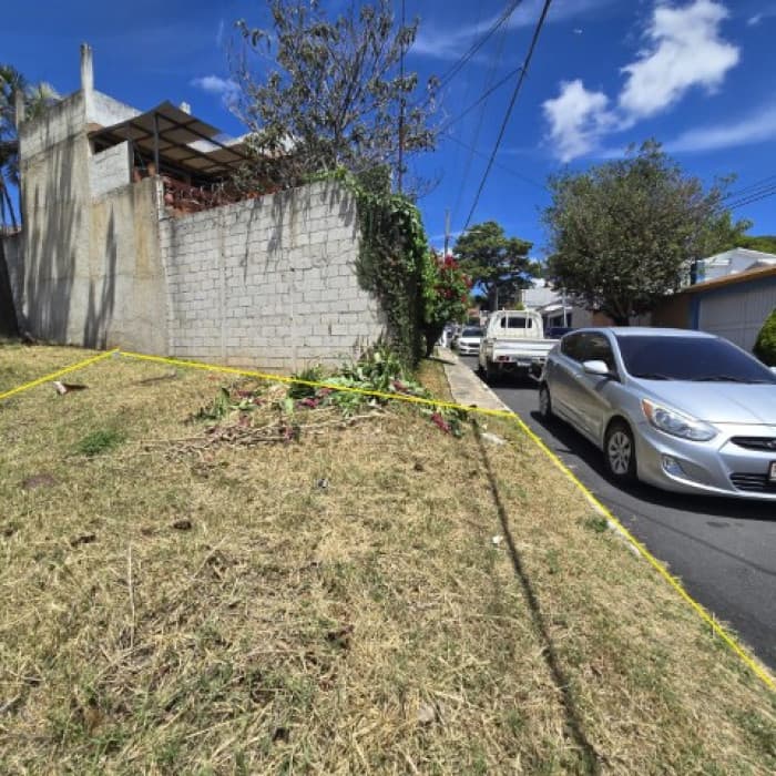 Terreno de Esquina en Venta Pinares de San Cristóbal - foto 8