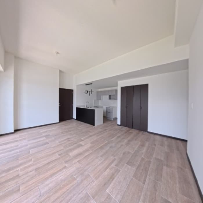 Apartamento en Renta Altaire Zona 11 Mariscal - foto 3