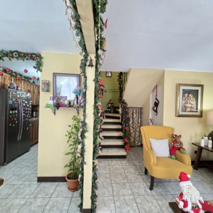 Casa en Venta Alamedas de Santa Clara Villa Nueva - foto 3