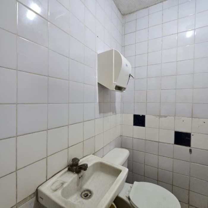 Ofi-Bodega en Venta Villa Canales Colonia Residencial - foto 8