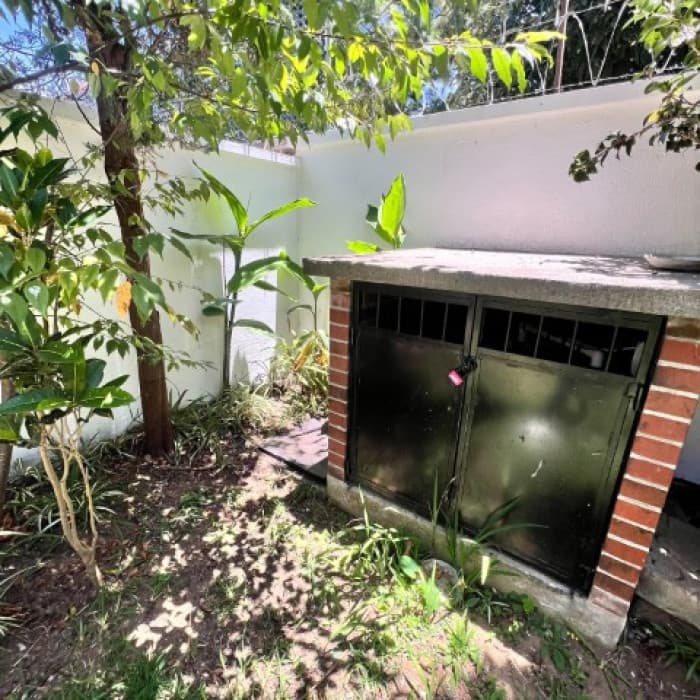 Casa en venta en Jardines de San Lucas Sacatepéquez - foto 18