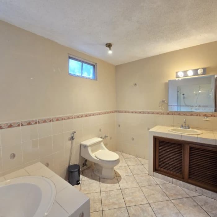 Casa en Venta Zona 11 Ciudad de Guatemala Las Charcas - foto 19