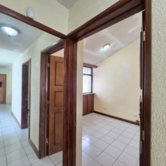 Casa en Venta Lomas de San Jacinto Zona 10 de Mixco - foto 18