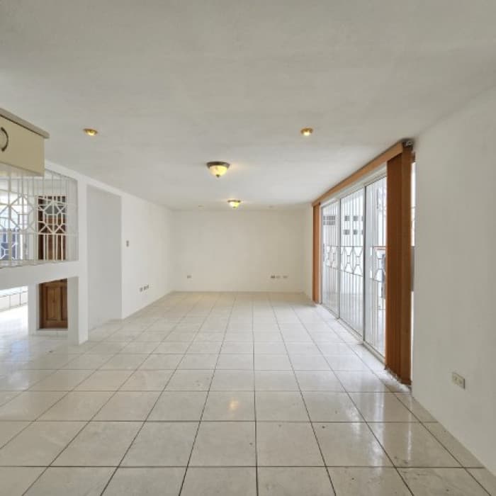 Casa con Amplio Terreno en Venta Bulevar San Cristóbal - foto 9