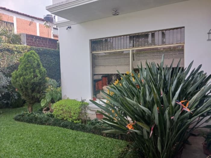 Casa y Apartamento en Venta Colonia Cotió Zona 2 Mixco - foto 4
