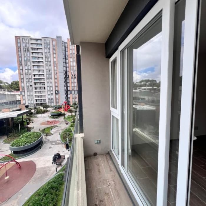 Apartamento Semi-Amueblado en Renta Parque Mateo Zona 7 - foto 7