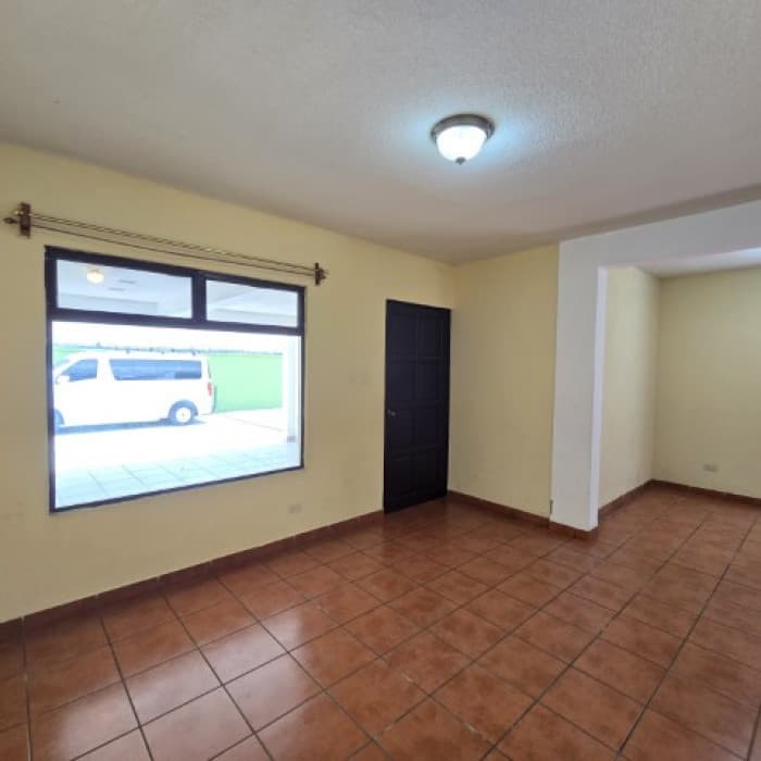 Casa en Renta en Condominio sobre Bulevar San Cristóbal - foto 2