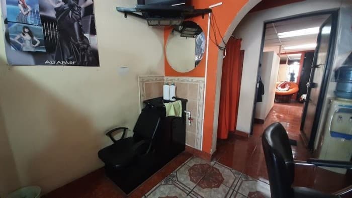 Derecho de Llave en Venta, Salón de Belleza Acreditado - foto 2