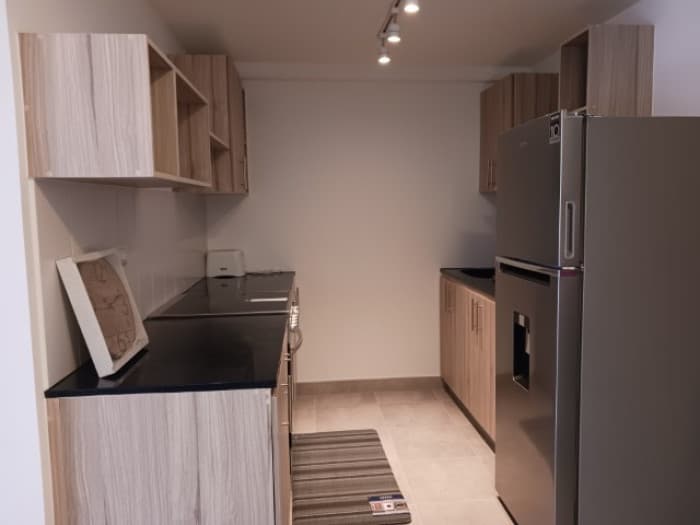 Apartamento Amueblado en Renta Zona 4 Guatemala, Modra - foto 3
