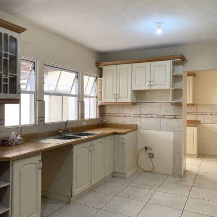 Casa en Venta Bosques de San Nicolas Zona 4 Mixco - foto 9