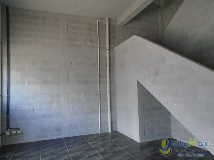 Ofibodega en Venta al final de Calzada Roosevelt - foto 3