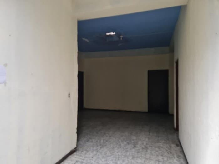 Edificio de 4 niveles en Venta en Calz. Aguilar Batres - foto 3