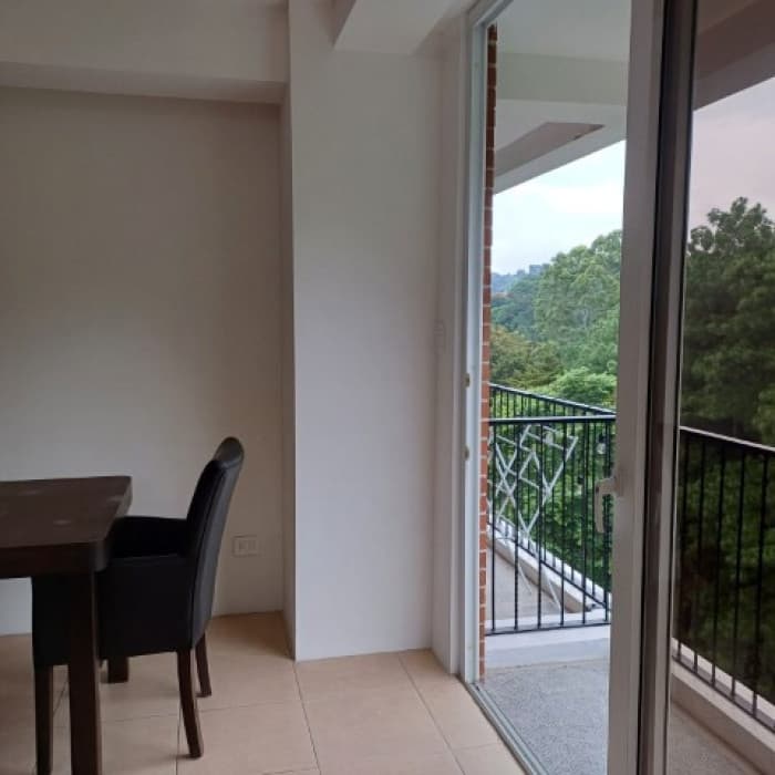 Apartamento en Renta Zona 16 La Montaña Tipo Efficiency - foto 2
