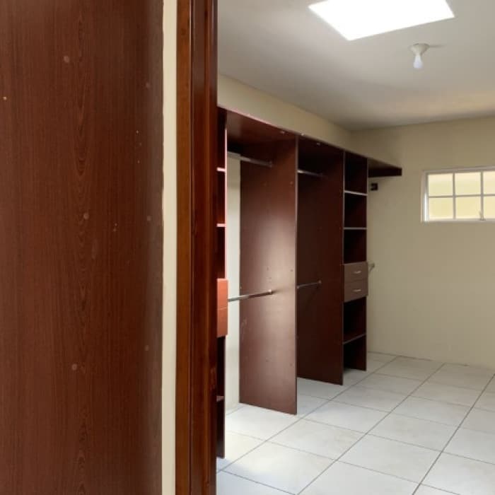 Casa en Venta Bosques de San Nicolas Zona 4 Mixco - foto 17