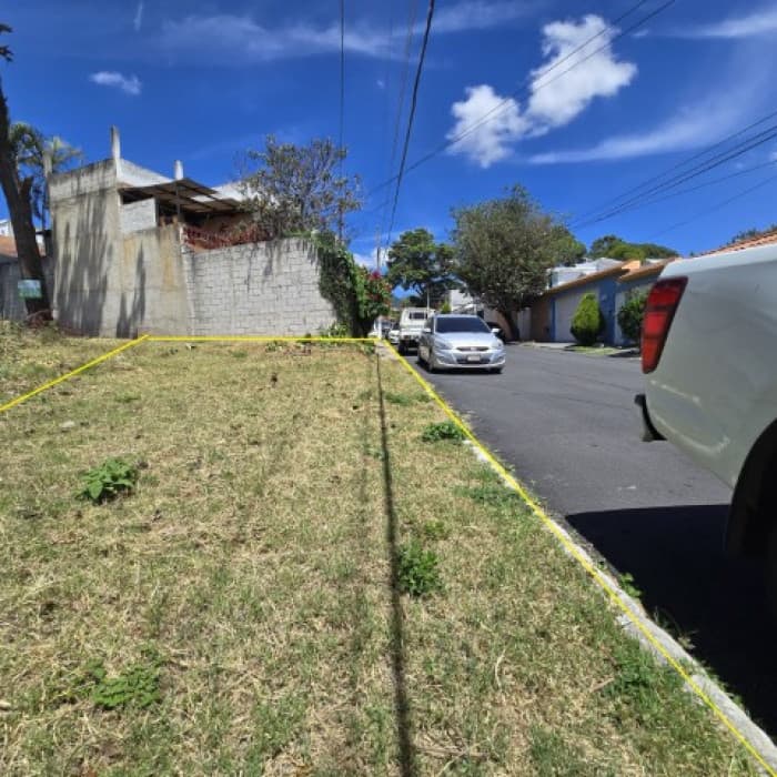 Terreno de Esquina en Venta Pinares de San Cristóbal - foto 10