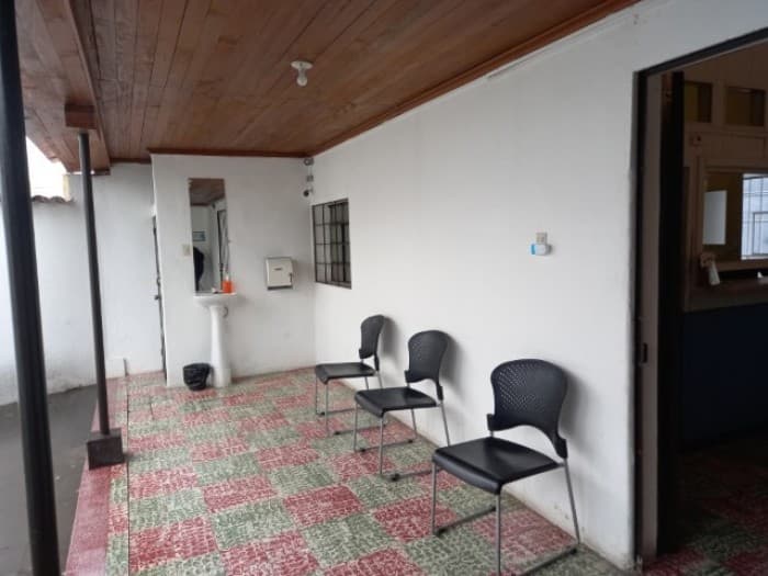 Clínica Médica en Renta Centro de Mixco, Guatemala - foto 4