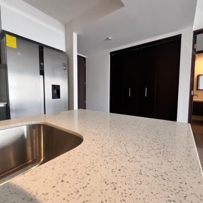 Apartamento Semi-Amueblado en Renta Parque Mateo Zona 7 - foto 4