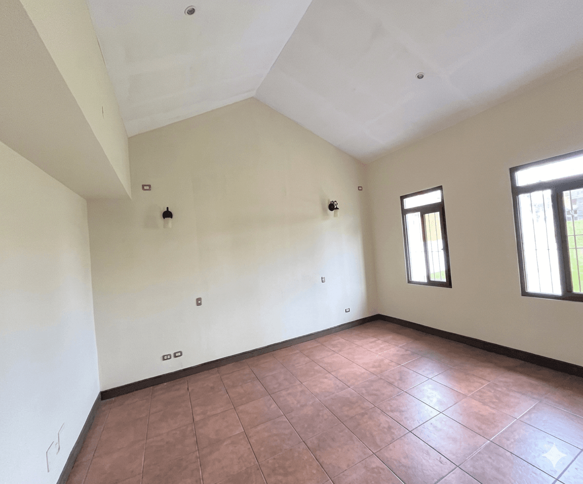 Casa en Venta Pacific Gardens Carretera Puerto Quetzal - foto 2