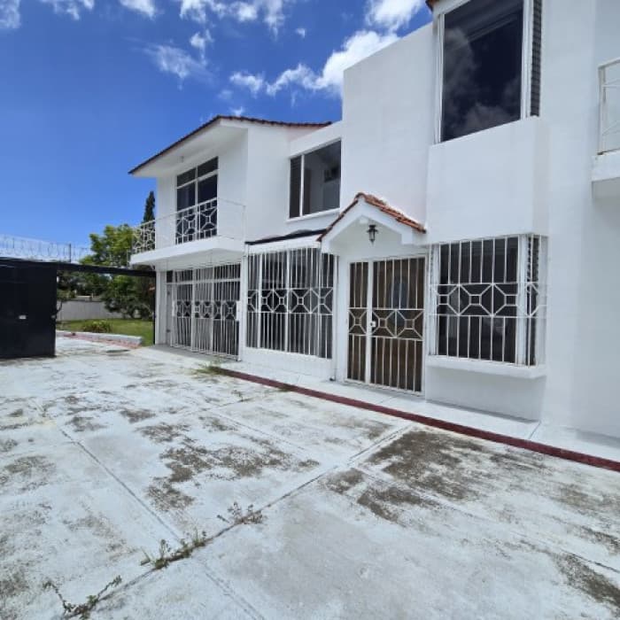 Casa con Amplio Terreno en Venta Bulevar San Cristóbal - foto 2