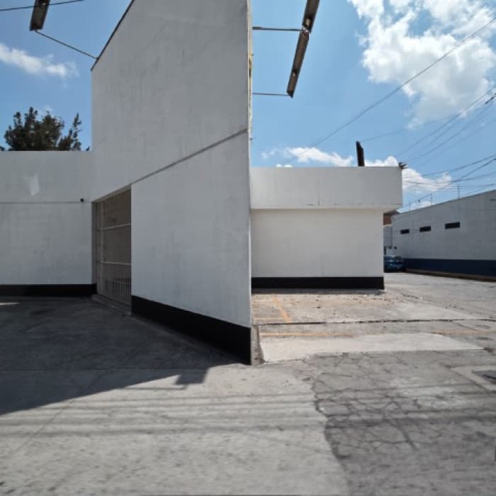 Propiedad para Uso Comercial en zona 12 - foto 2