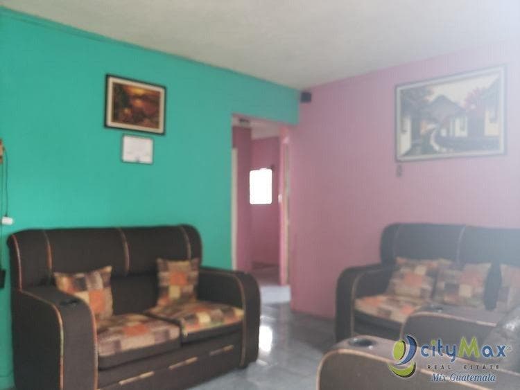 Amplia Casa en Venta en Colonia Toledo Zona 11  - foto 3
