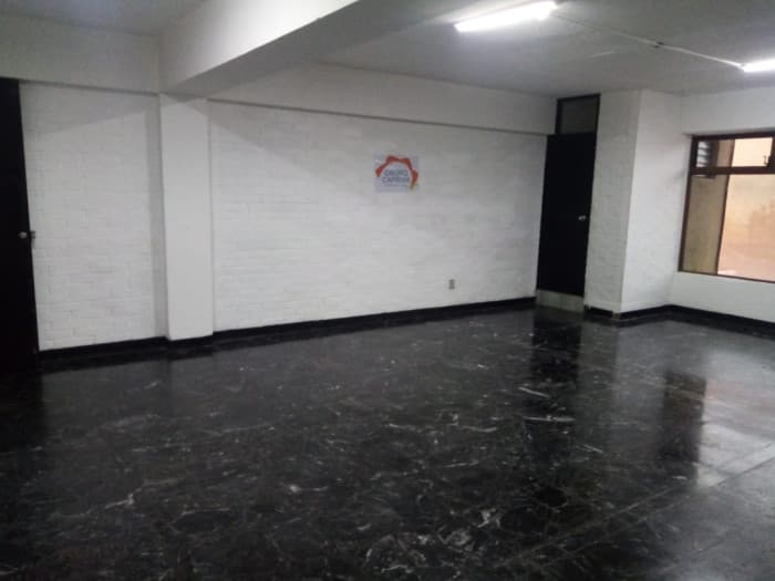 Oficina en Renta Zona 10 Edificio Rodriguez - foto 2