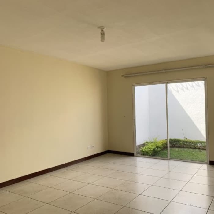Casa en Venta Bosques de San Nicolas Zona 4 Mixco - foto 5