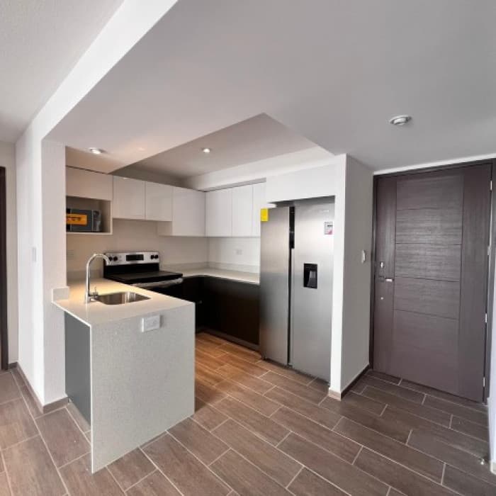 Apartamento Semi-Amueblado en Renta Parque Mateo Zona 7 - foto 5