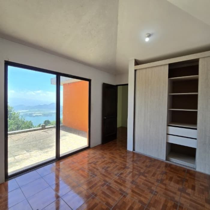 Casa en Venta con Vista Panorámica al Lago de Amatitlán - foto 27