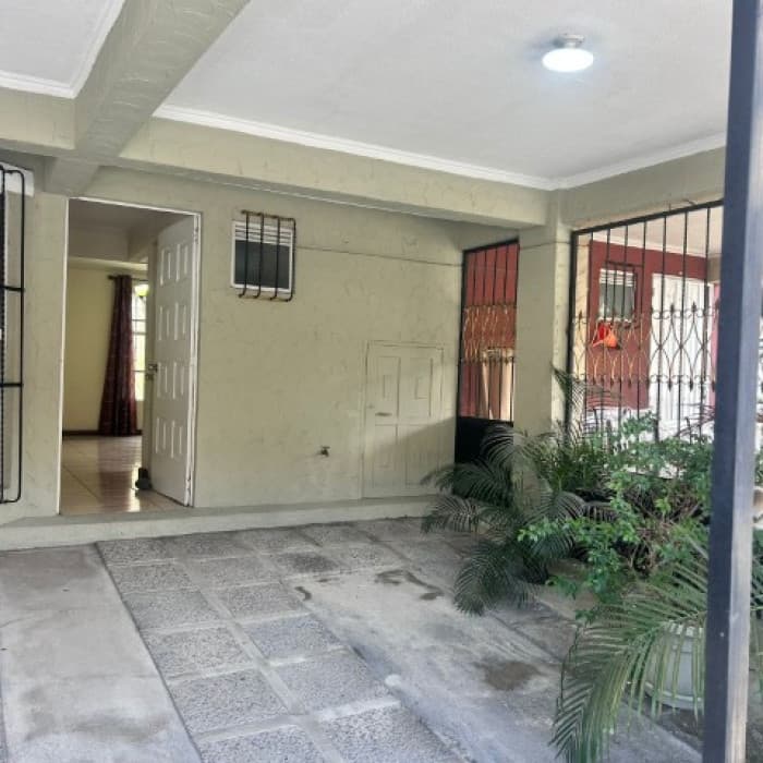 Casa en Venta Prados del Tabacal 2 Zona 5 Villa Nueva - foto 2