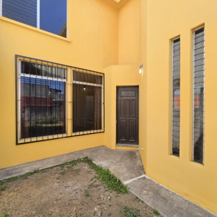 Casa en Venta Pinares de San Cristóbal Zona 8 de Mixco - foto 3