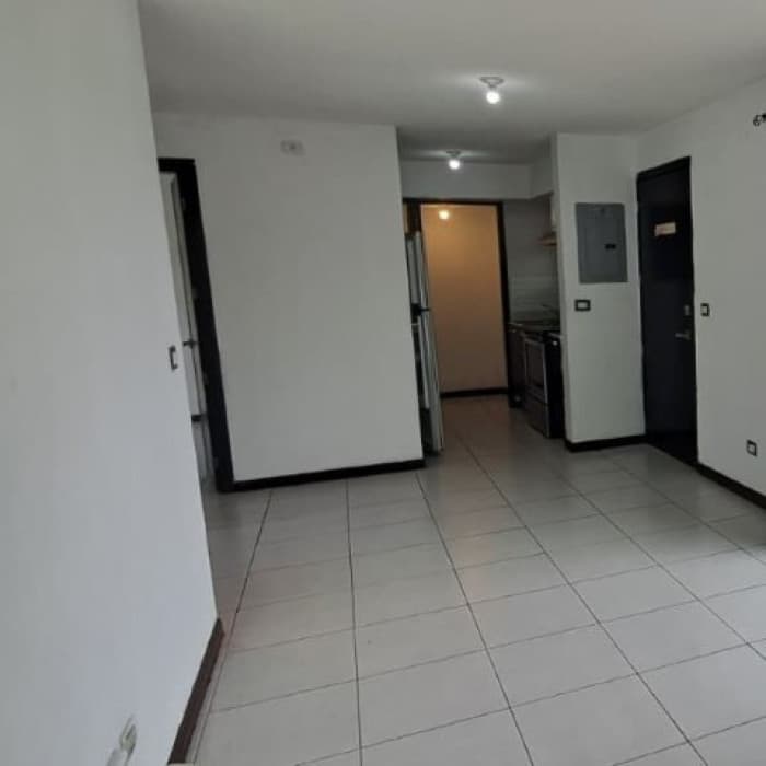 Apartamento en Alquiler Vistas de Las Charcas Zona 11 - foto 3