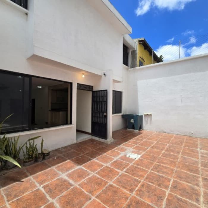 Casa en Venta Lomas de San Jacinto Zona 10 de Mixco - foto 8