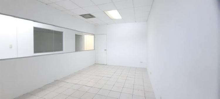 Oficina en Renta Zona Pradera Zona 10 de 93mts² - foto 2