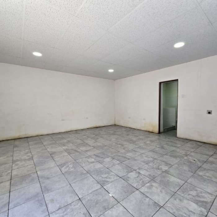 Casa en Venta Zona 11 Carabanchel Ideal para Inversión - foto 3