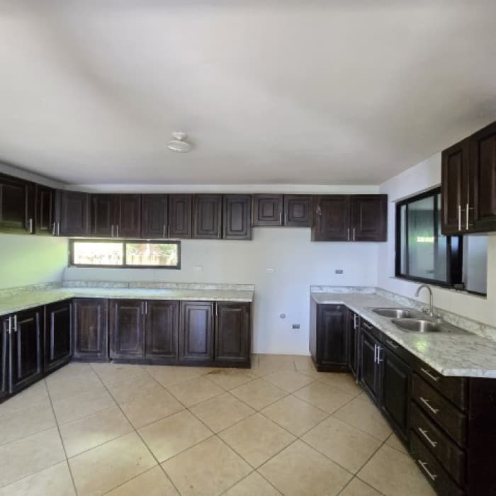 Casa en Venta con Vista Panorámica al Lago de Amatitlán - foto 17