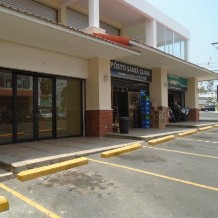 Local en Renta San Cristóbal, Nivel Uno Plaza Comercial - foto 8